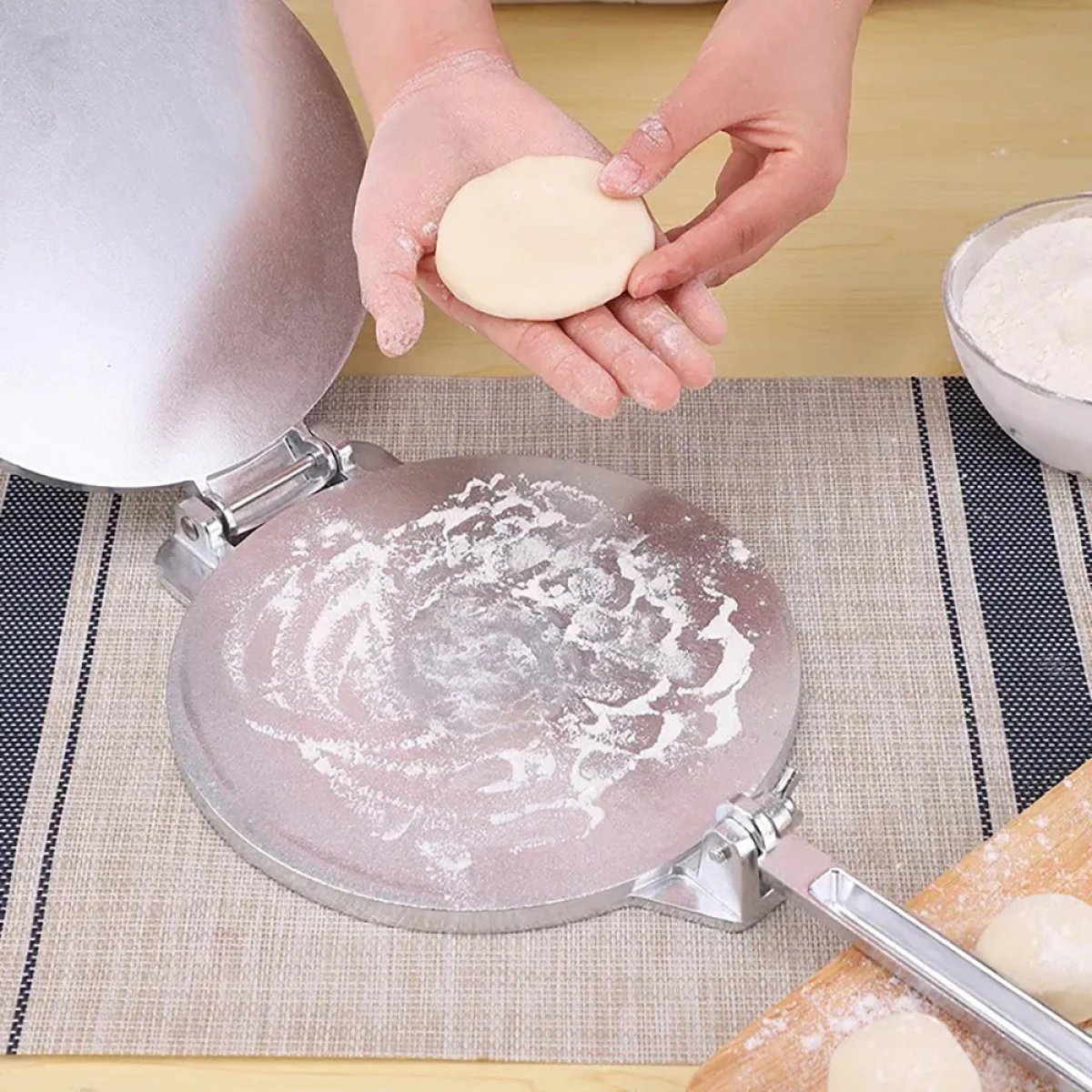 20CM aluminum alloy noodle press with handle, manual shaping pancake press, Mexican tortilla, dumpling, kitchen cooking mold - Image 7