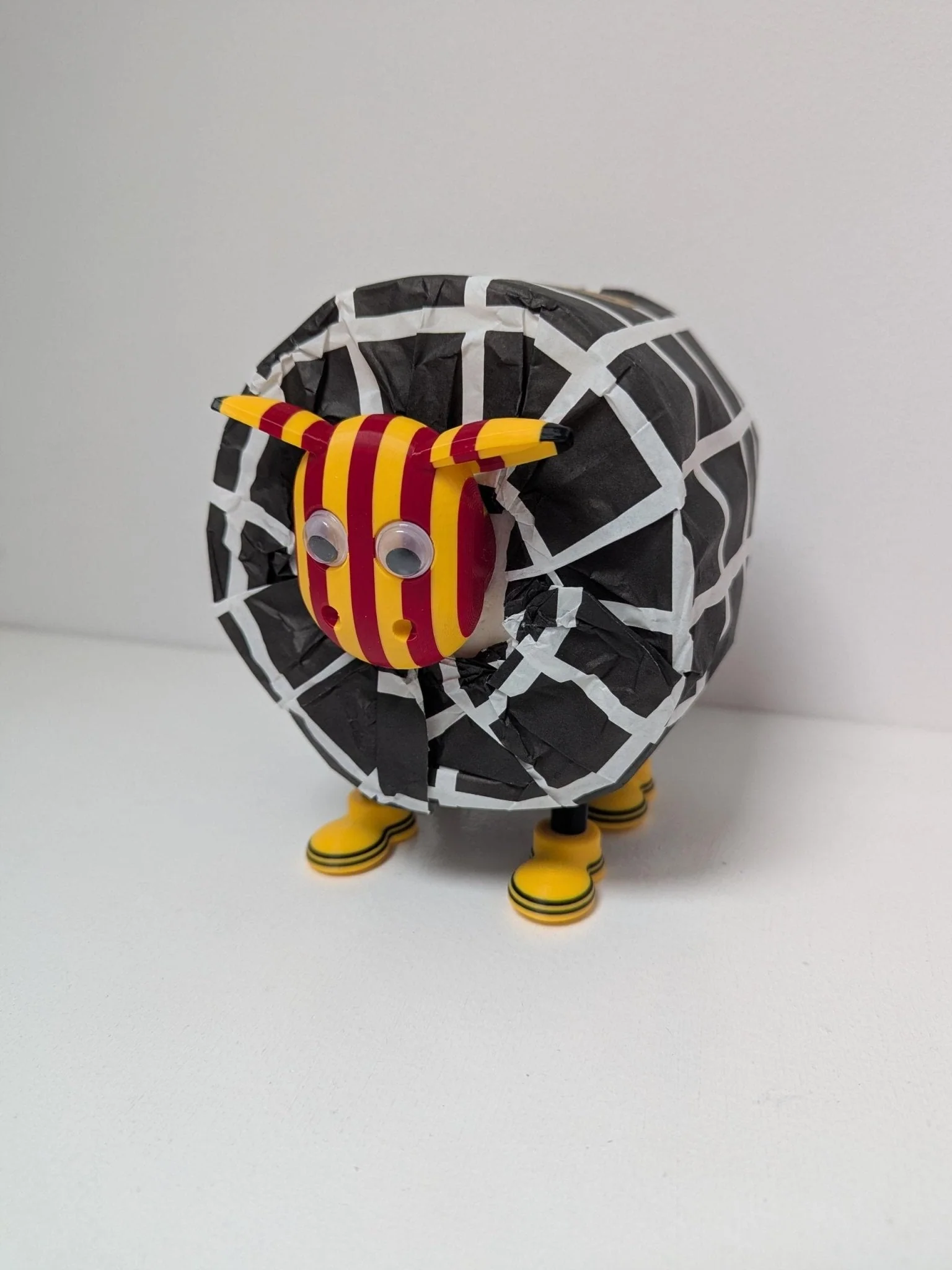 Bradford City football club  toilet roll holder - - Image 2