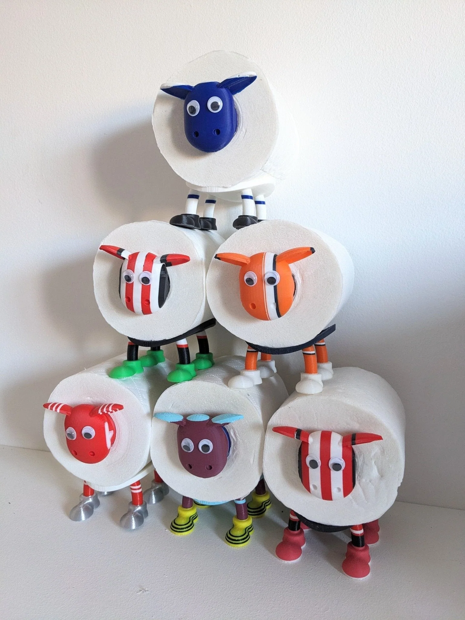 Custom made sheep toilet roll holder. Any football team strip available Your unique customisable Premier sheep with Personalised soccer kit - Image 8