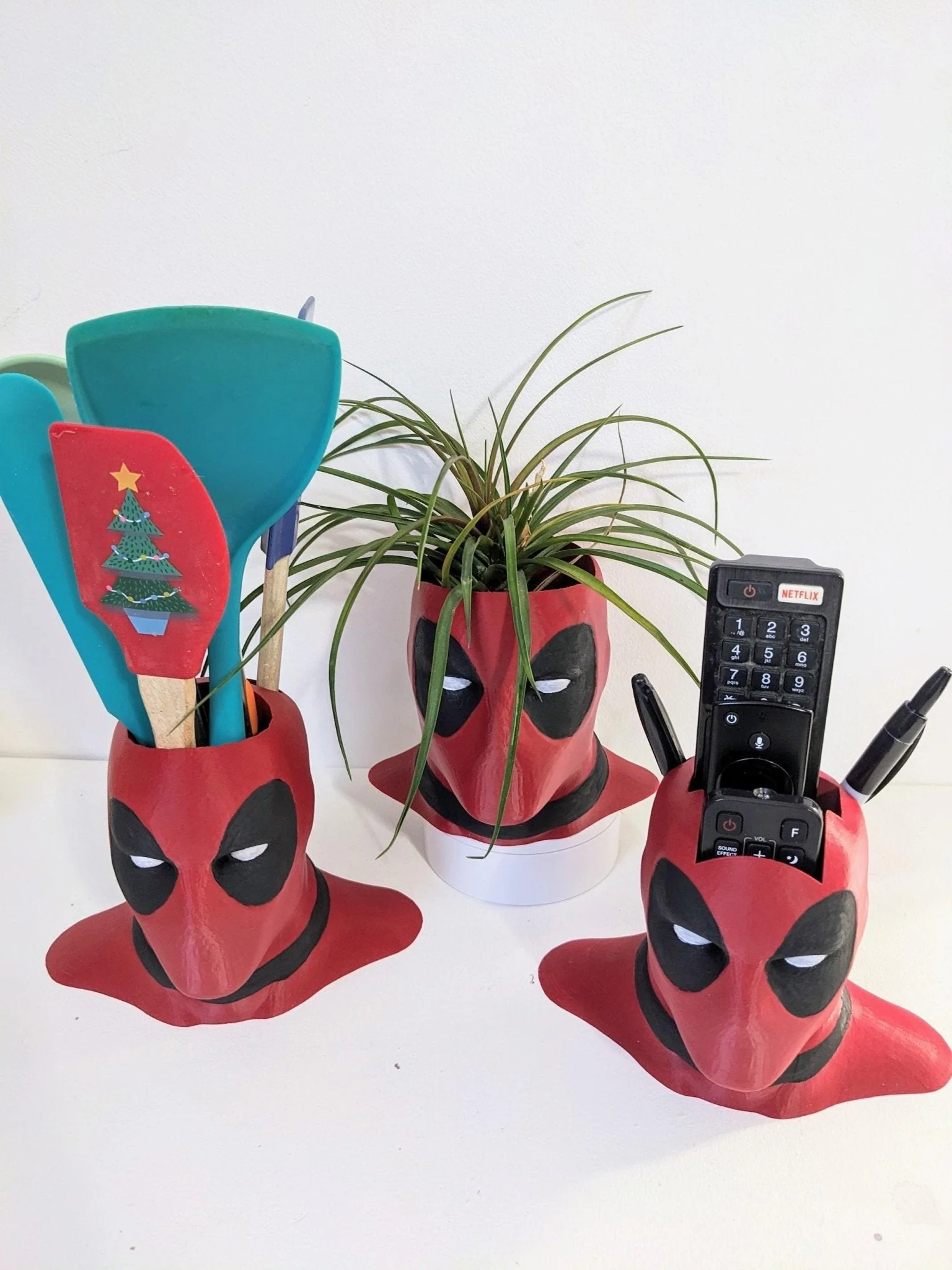 Deadpool  Bust Planter, Hand-Painted Plant Pot Holder, - Image 7