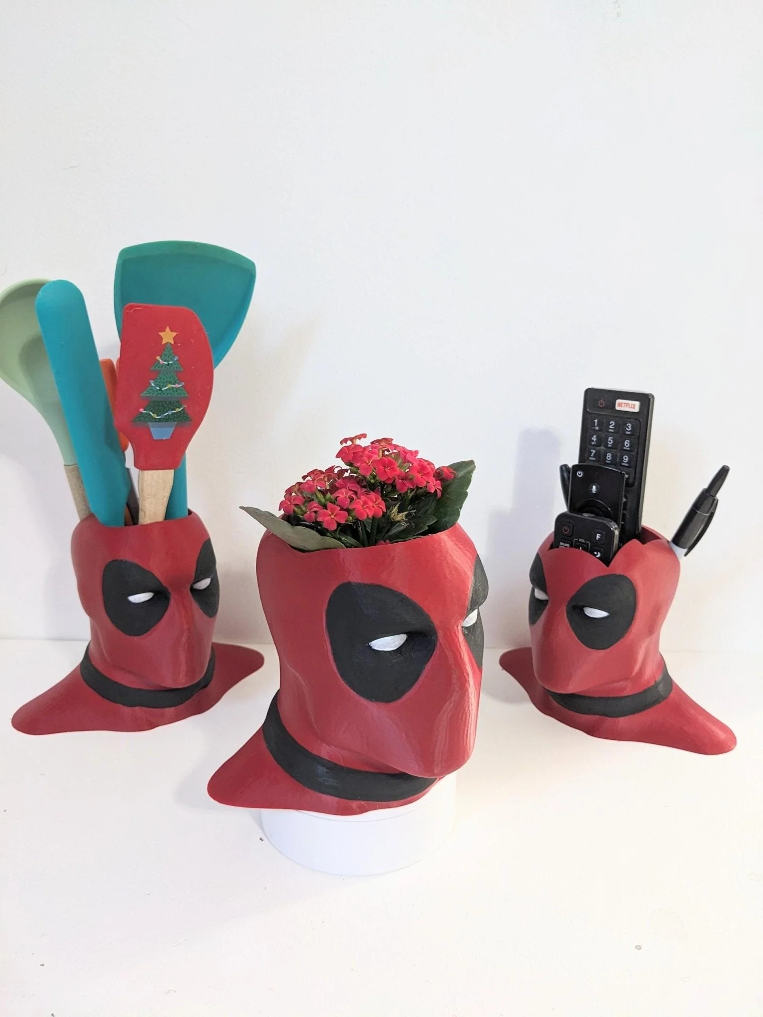 Deadpool  Bust Planter, Hand-Painted Plant Pot Holder, - Image 9