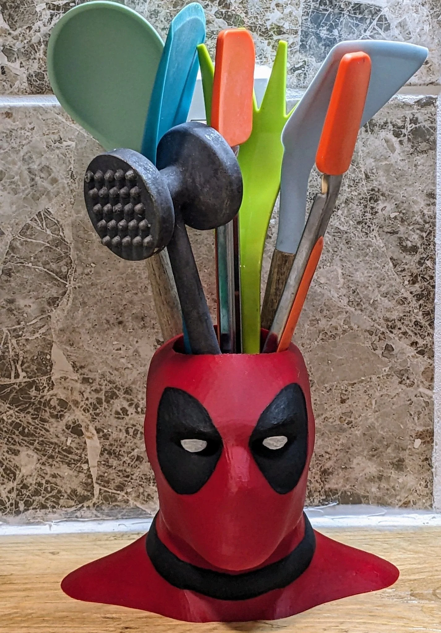 Deadpool universal kitchen utensil holder Large size hand made and painted - Image 3