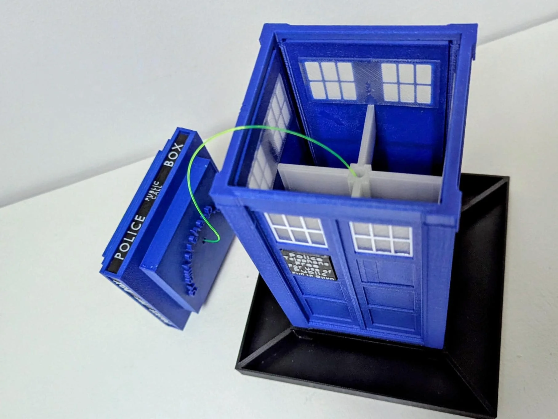 Doctor Who TARDIS Bird Seed Feeder, Handmade 3D Printed Bird Table, Police telephone box in Royal Blue or Navy , Whovian Gift Idea - Image 8