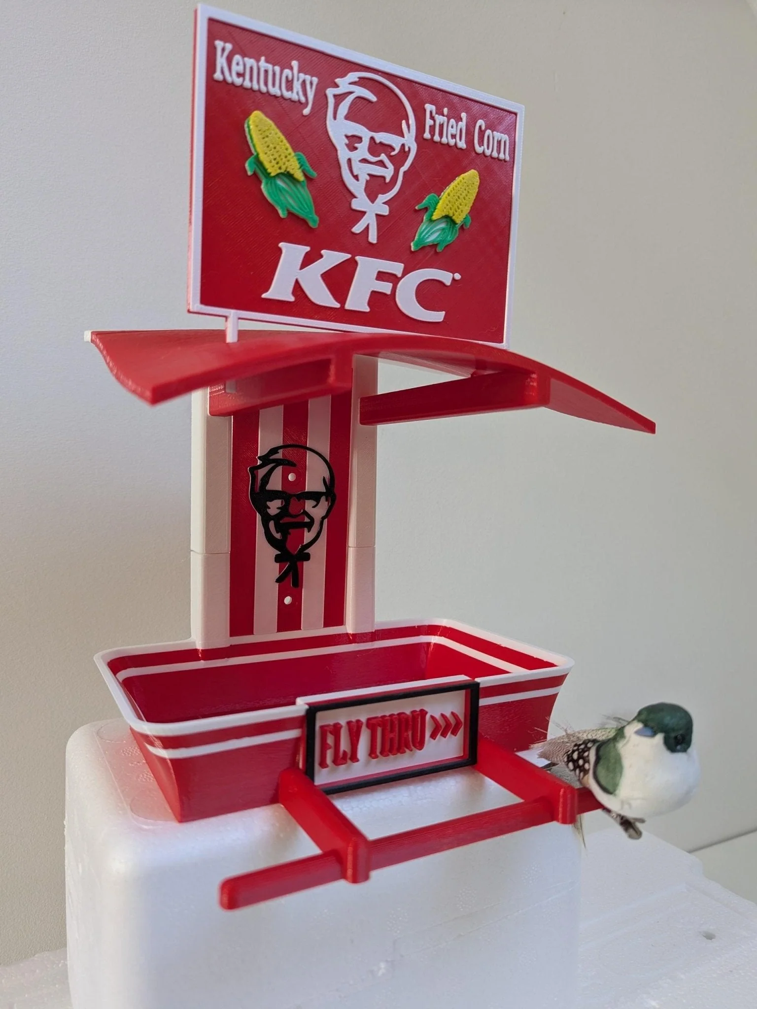 KFC Garden Bird Feeding Station - Garden bird seed feeder - quirky outdoor Decor - Wild Bird Food table