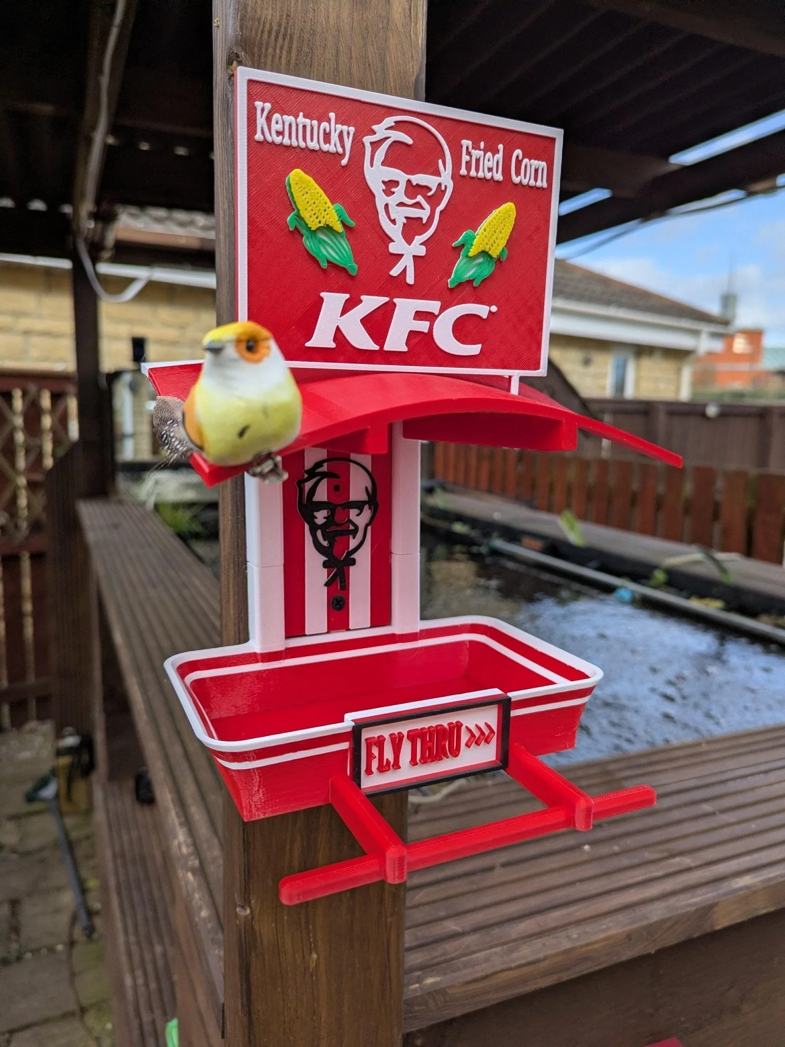 KFC Garden Bird Feeding Station - Garden bird seed feeder - quirky outdoor Decor - Wild Bird Food table - Image 4