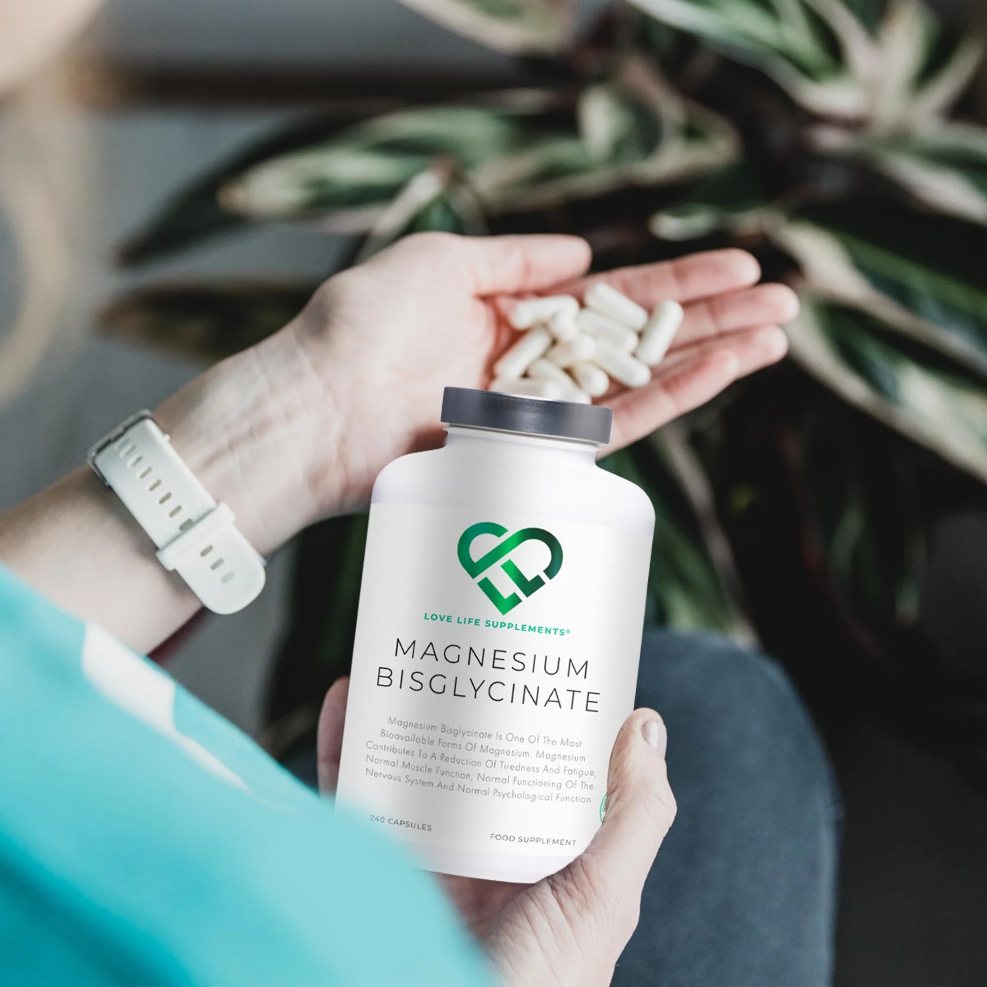 Magnesium Glycinate (Bisglycinate) | Chelated Magnesium Supplement | 303mg Mg per Capsule | 240 Capsules | UK Made - Image 8