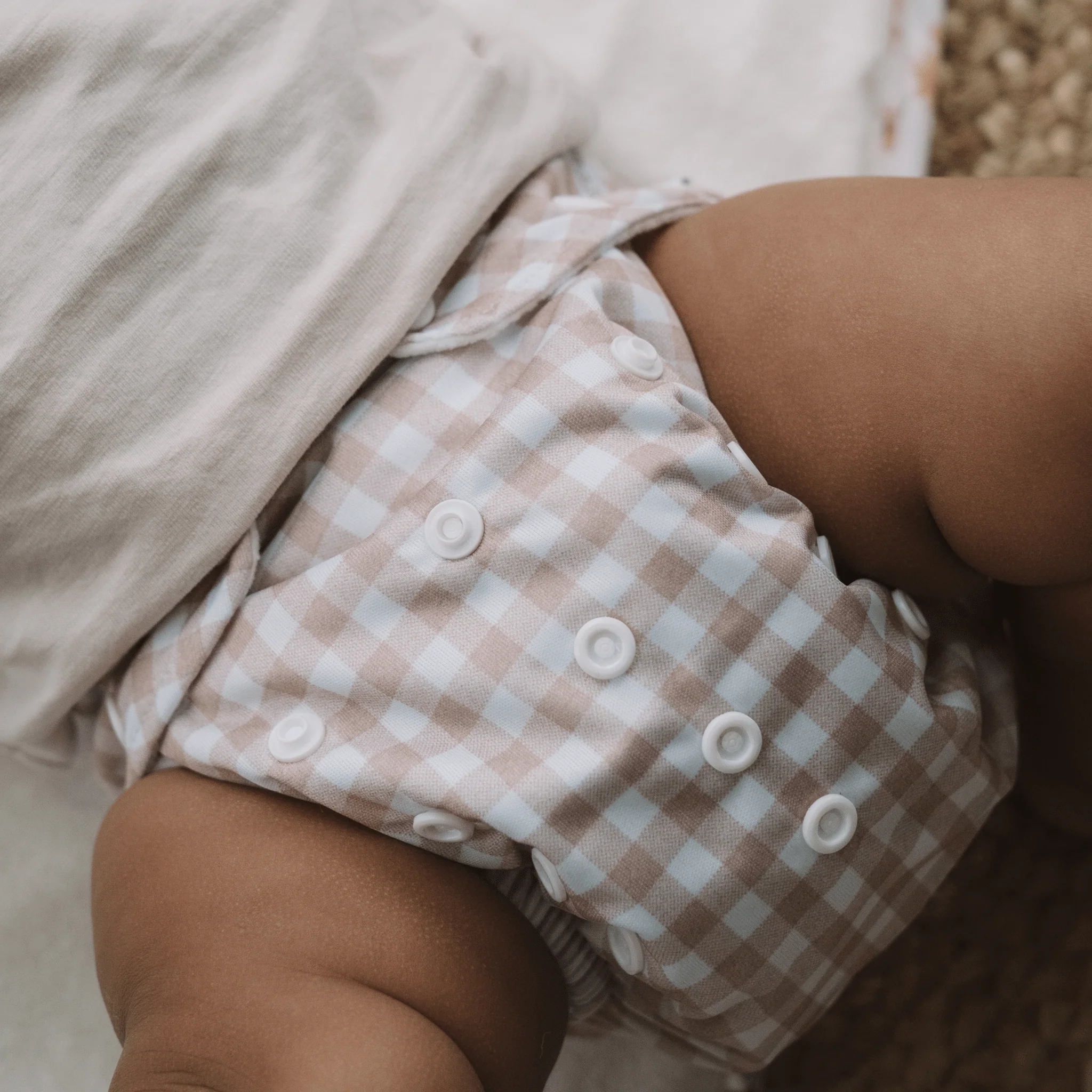 One Size All-In-One Reusable Cloth Nappy - Gingham Taupe - Image 3