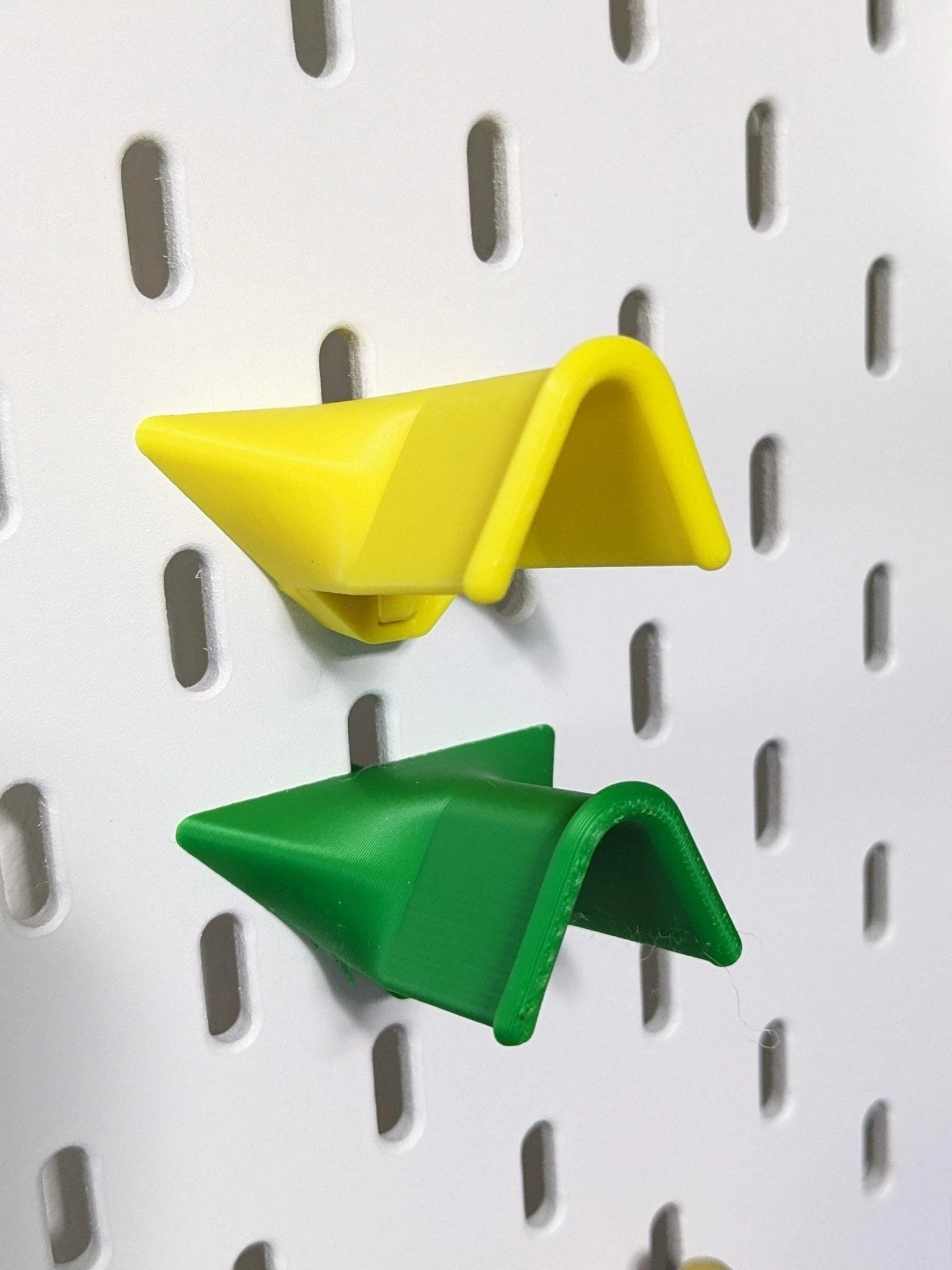 Pack of 2 Ikea Skadis compatible glasses peg board holder. fit all sizes - Image 4
