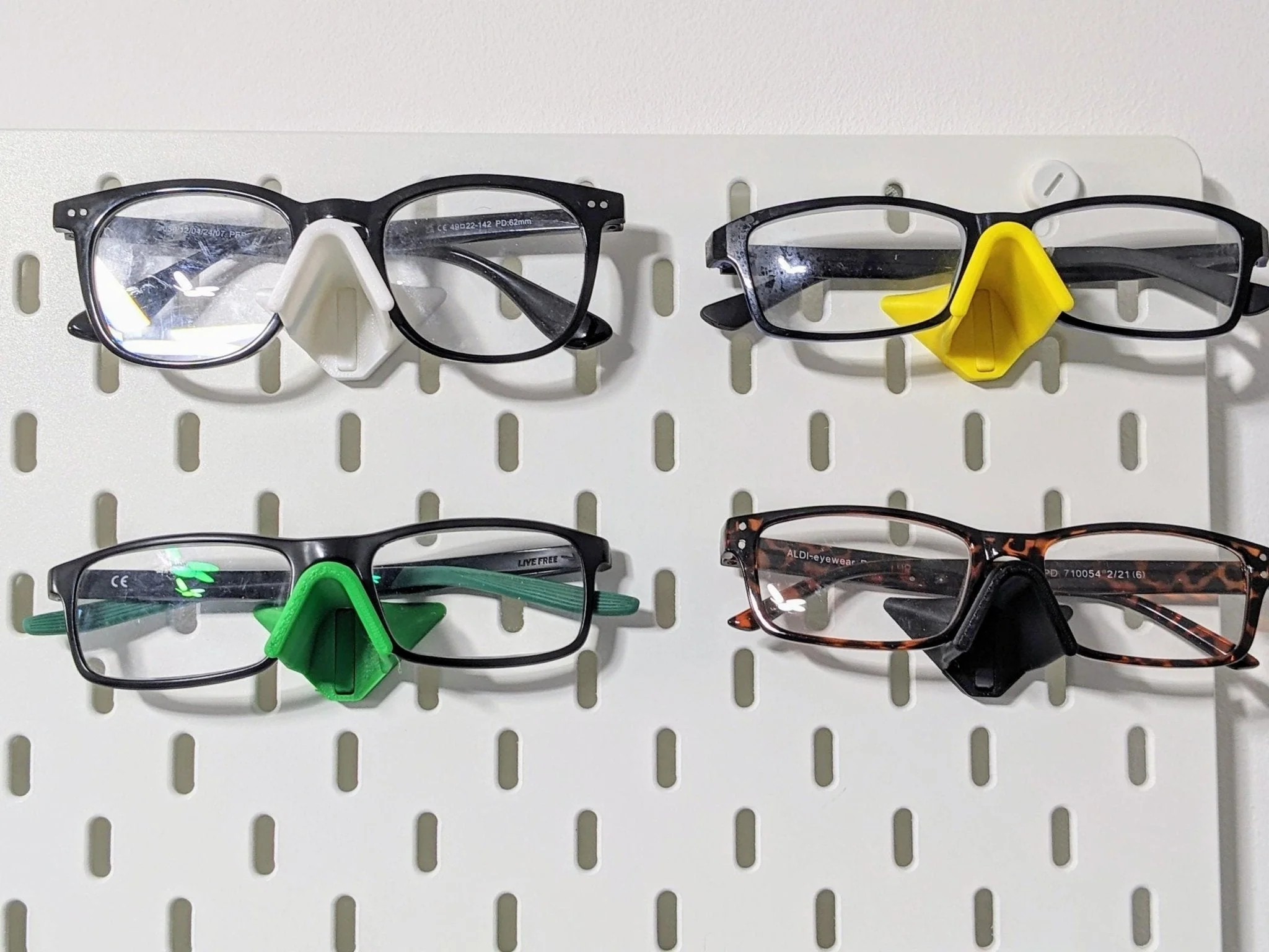 Pack of 2 Ikea Skadis compatible glasses peg board holder. fit all sizes - Image 5
