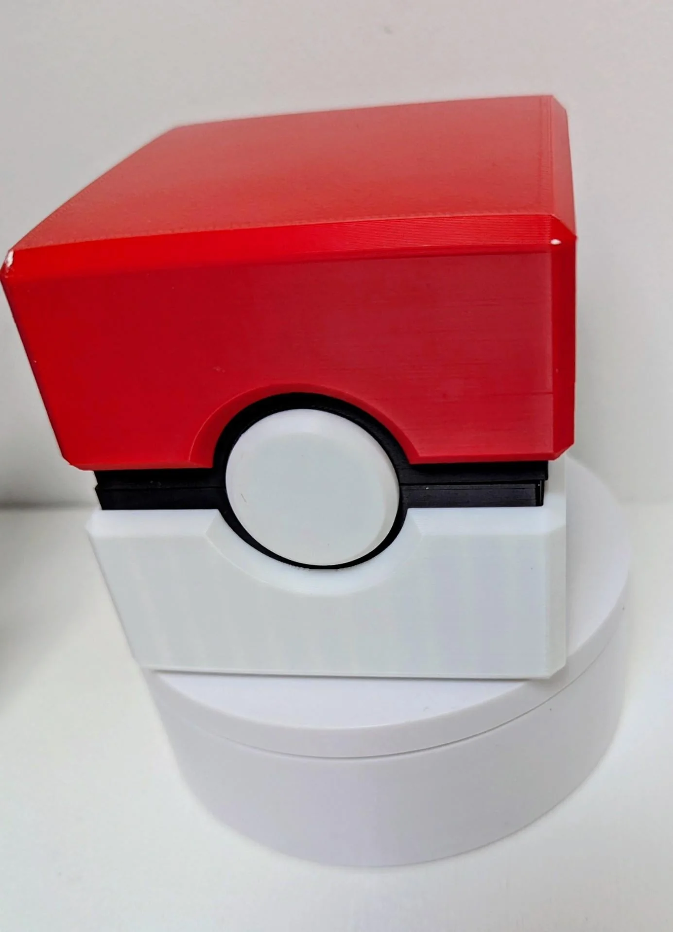 Pokeball Nintendo Game Boy Cartridge Holder , Holds 6 Games - Image 5