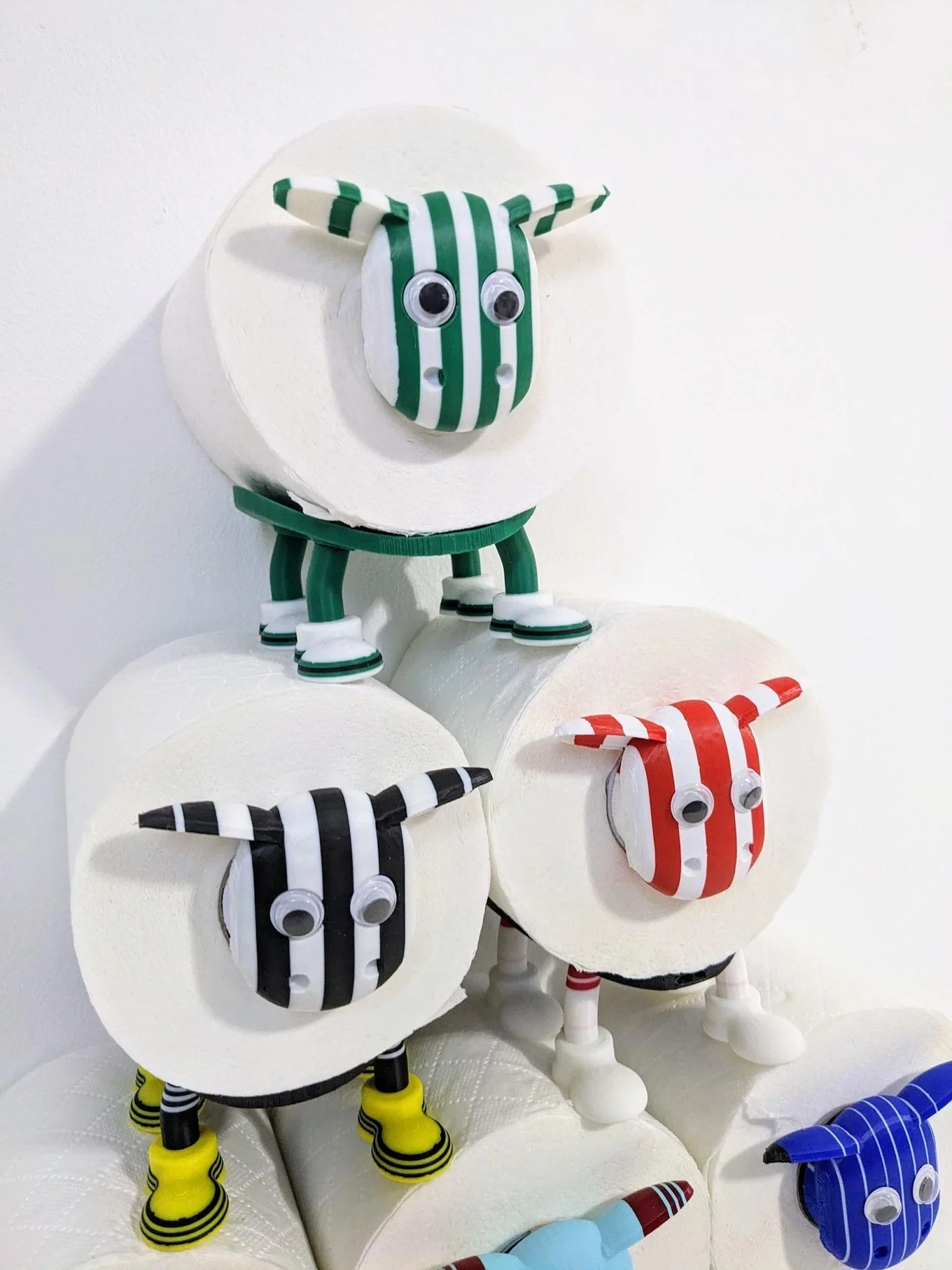 Premier sheep Blyth Spartans Toilet Roll Holder – Football fans gift - Image 9