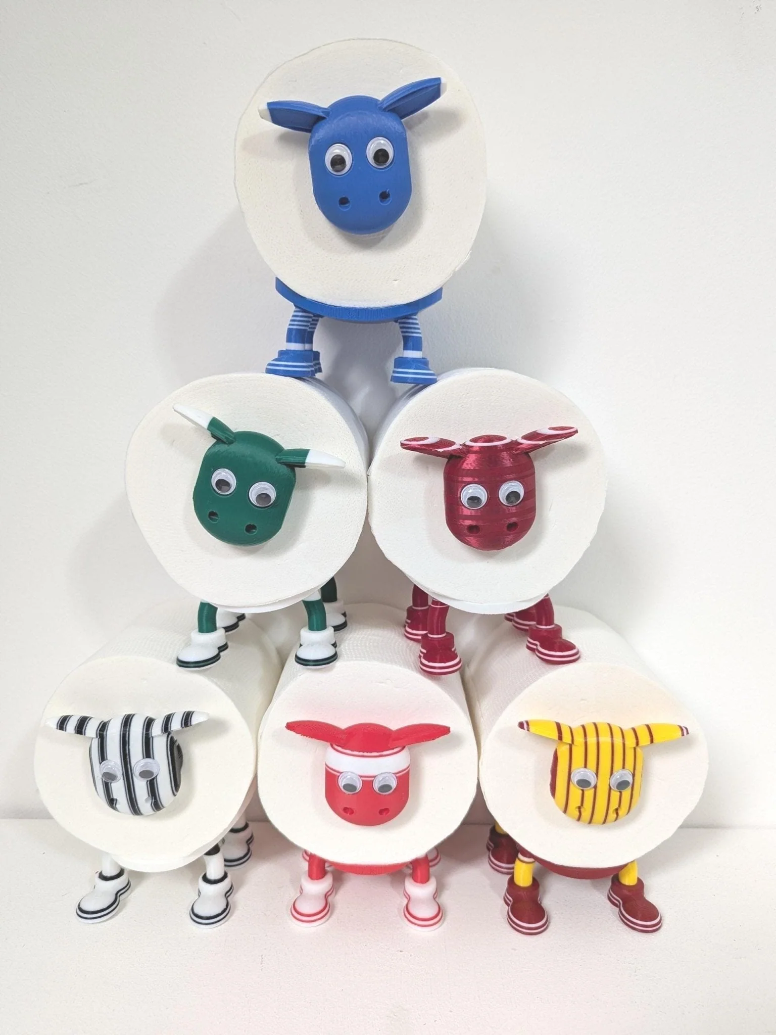 Premier sheep Raith Rovers Toilet Roll Holder –  football fan gift - Image 2