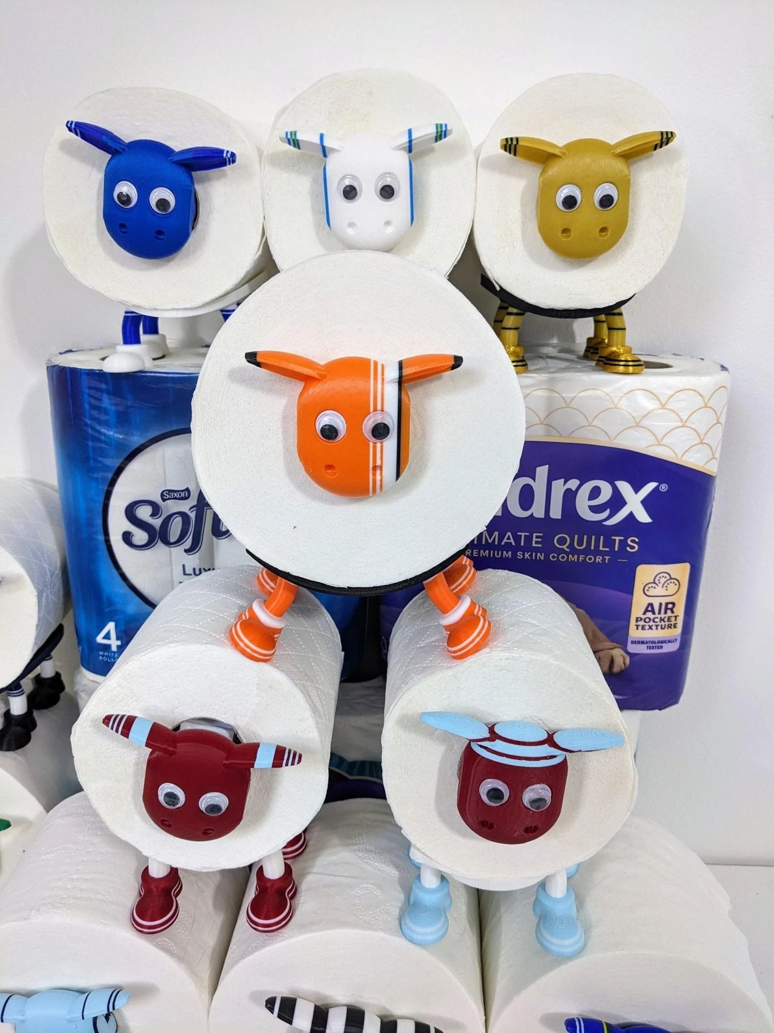 Premiersheep Arsenal Toilet Roll Holder β New 2025/26 Football Fan Gift β Custom Boots β Snap-Proof HEXY Legs - Universal fitting - Image 10