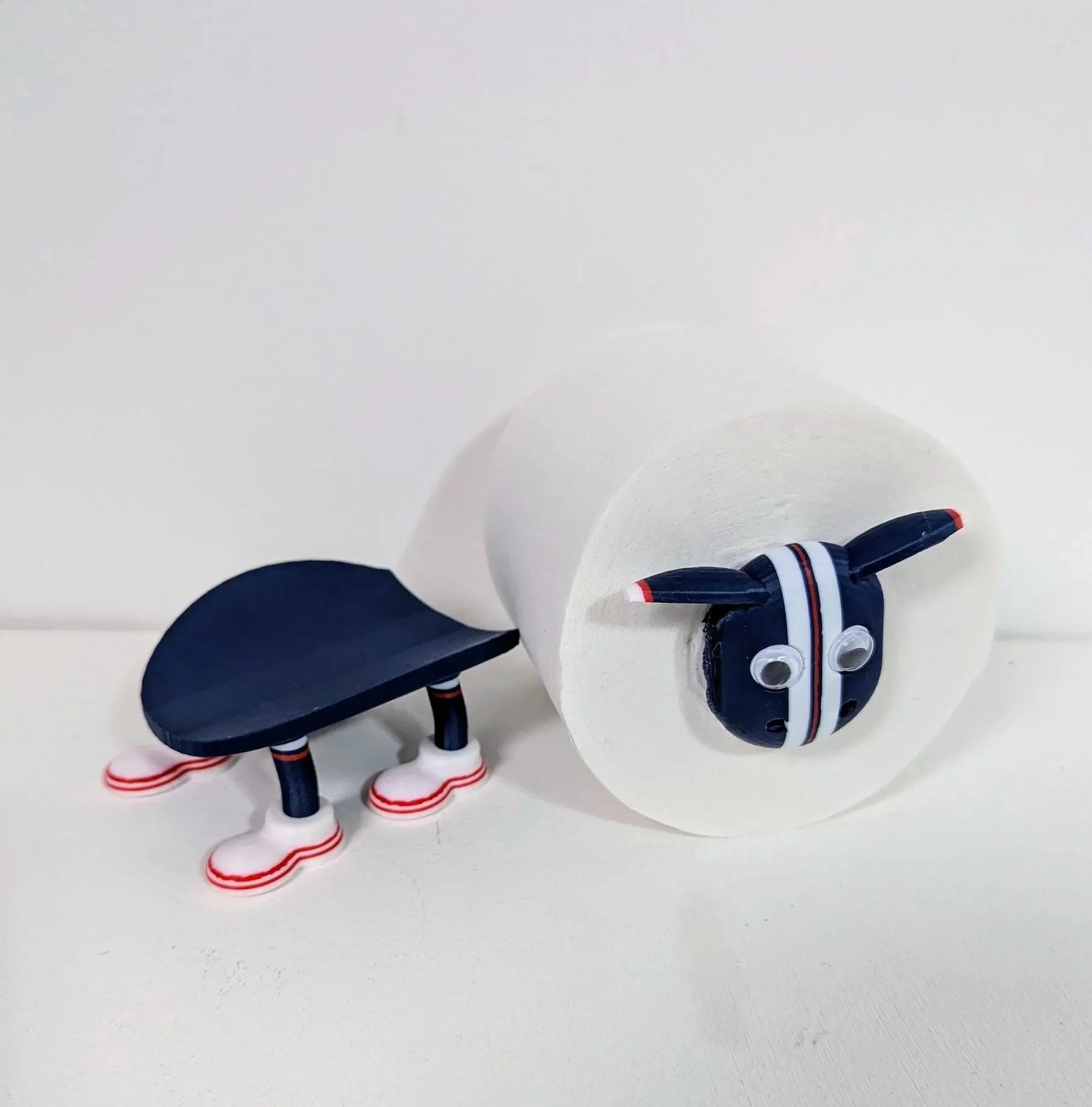 Premiersheep Dundee FC Toilet Roll Holder – New 2025/26 Football Fan Gift – Universal Fit – Custom Boots - Image 2