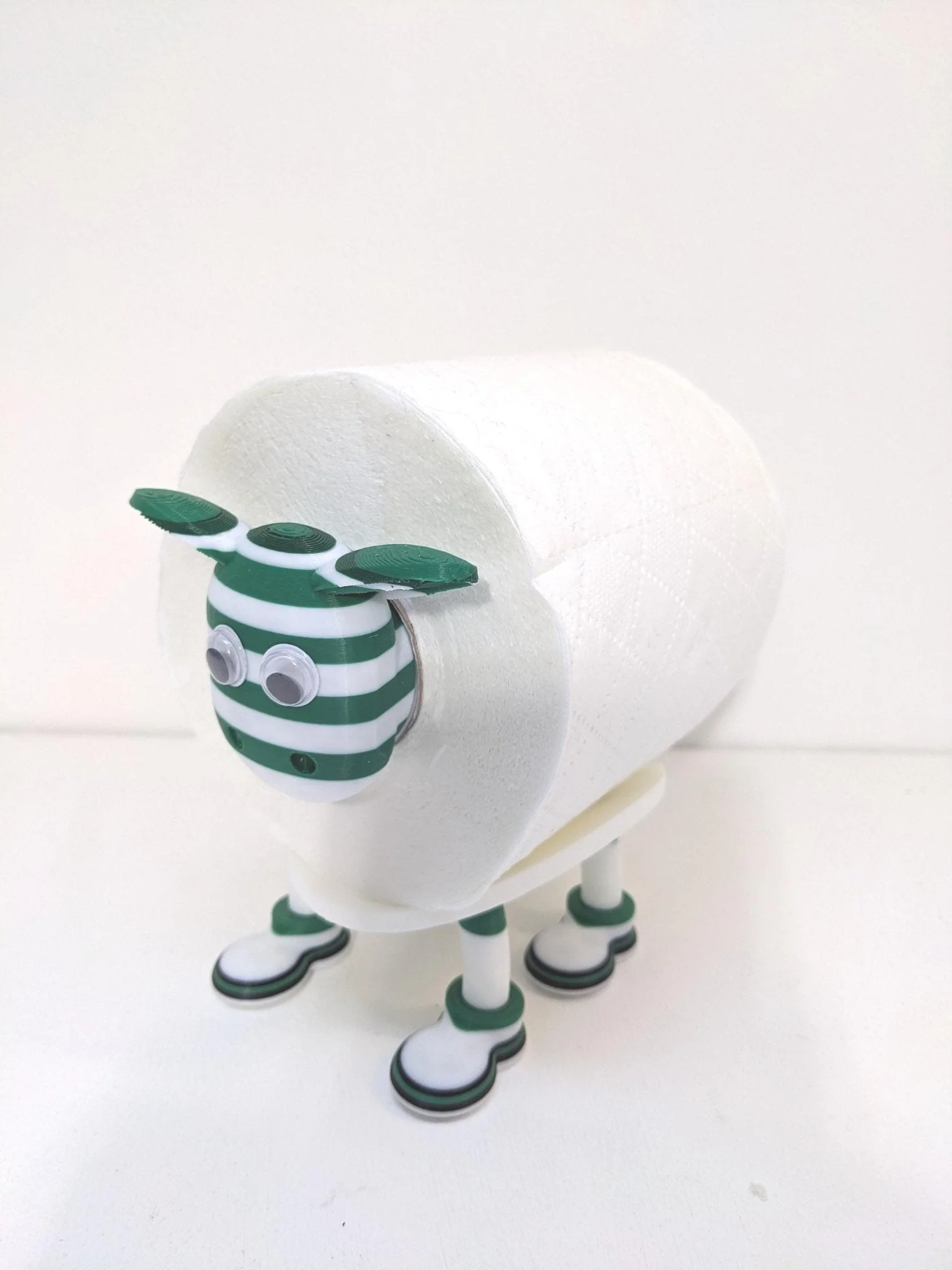 Premiersheep Glasgow Celtic Toilet Roll Holder – New 2025/26 Football Fan Gift – Universal Fit – Custom Boots