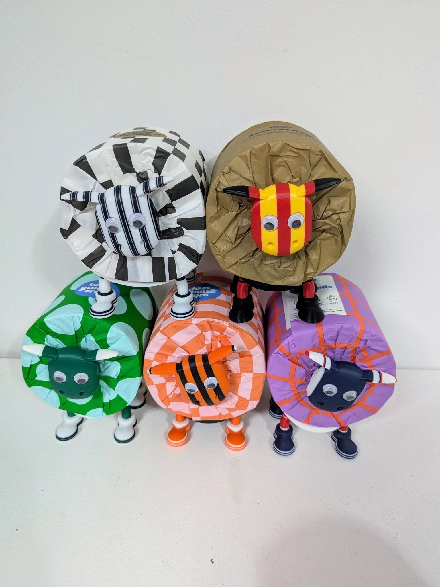Premiersheep Hibernean Toilet Roll Holder β New 2025/26 Football Hibs Fan Gift β Universal Fit β Custom Boots - Image 5