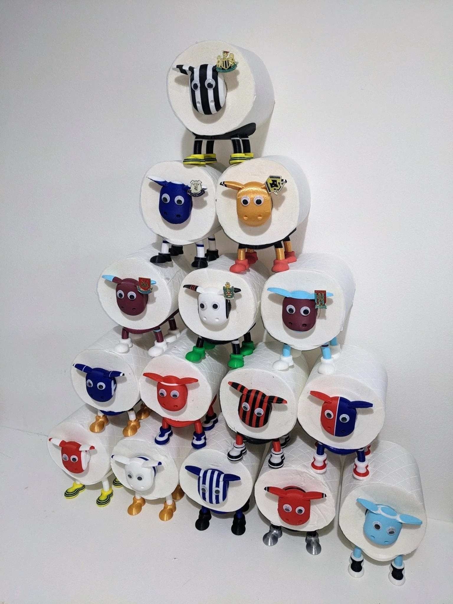 Premiersheep Manchester City Toilet Roll Holder β New 2025/26 Football Fan Gift β Universal Fit β Custom Boots - Image 4