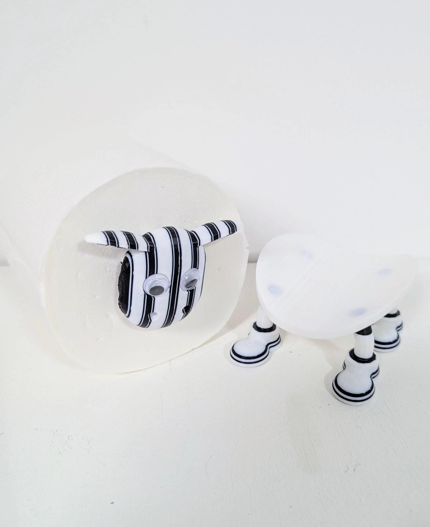 Premiersheep St Mirren Toilet Roll Holder – New 2025/26 Football Fan Gift – Universal Fit – Custom Boots - Image 9