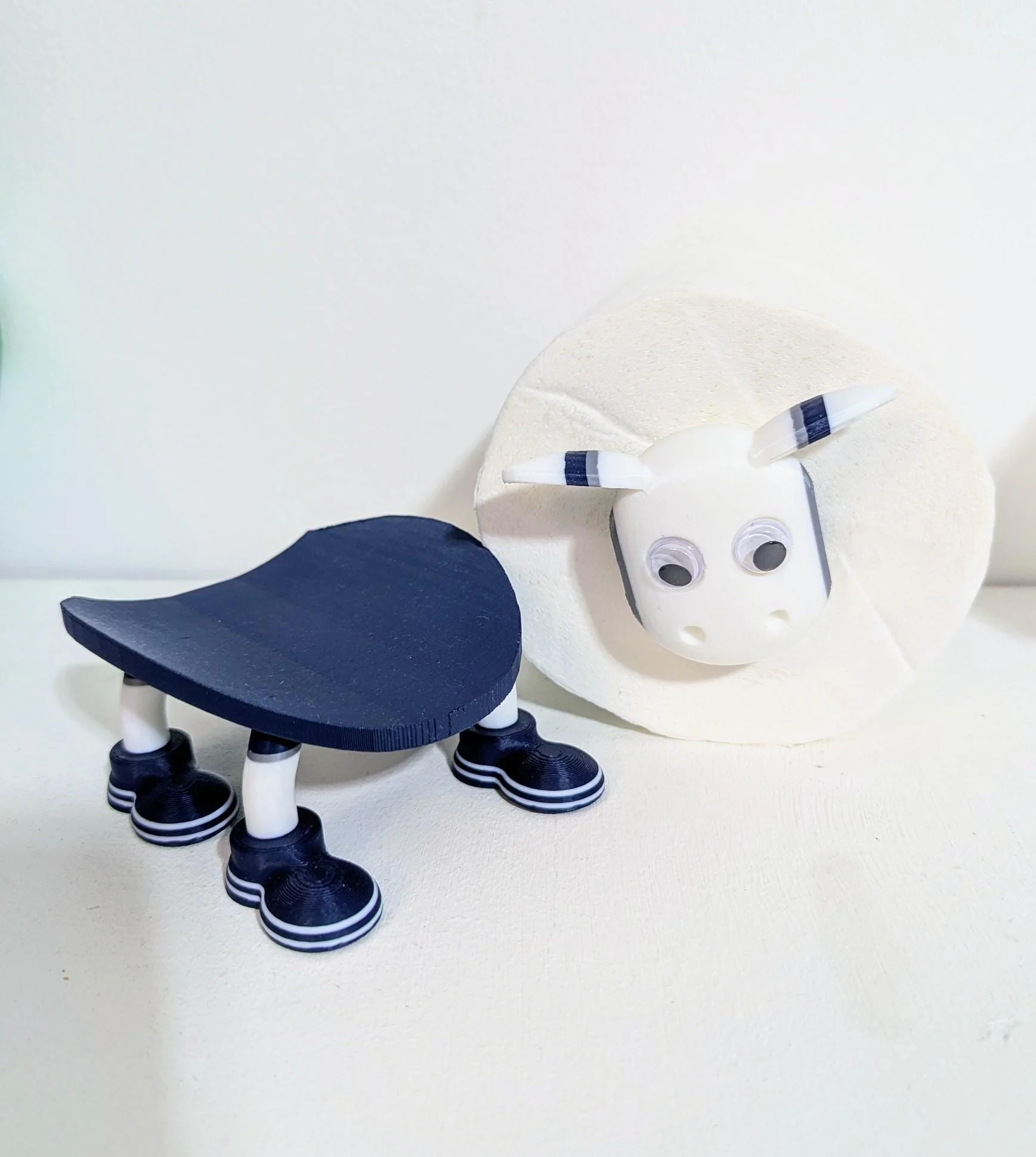 Premiersheep Tottenham Hotspur Toilet Roll Holder – New 2025/26 Football Fan Gift – Universal Fit – Custom  Spurs Boots - Image 3