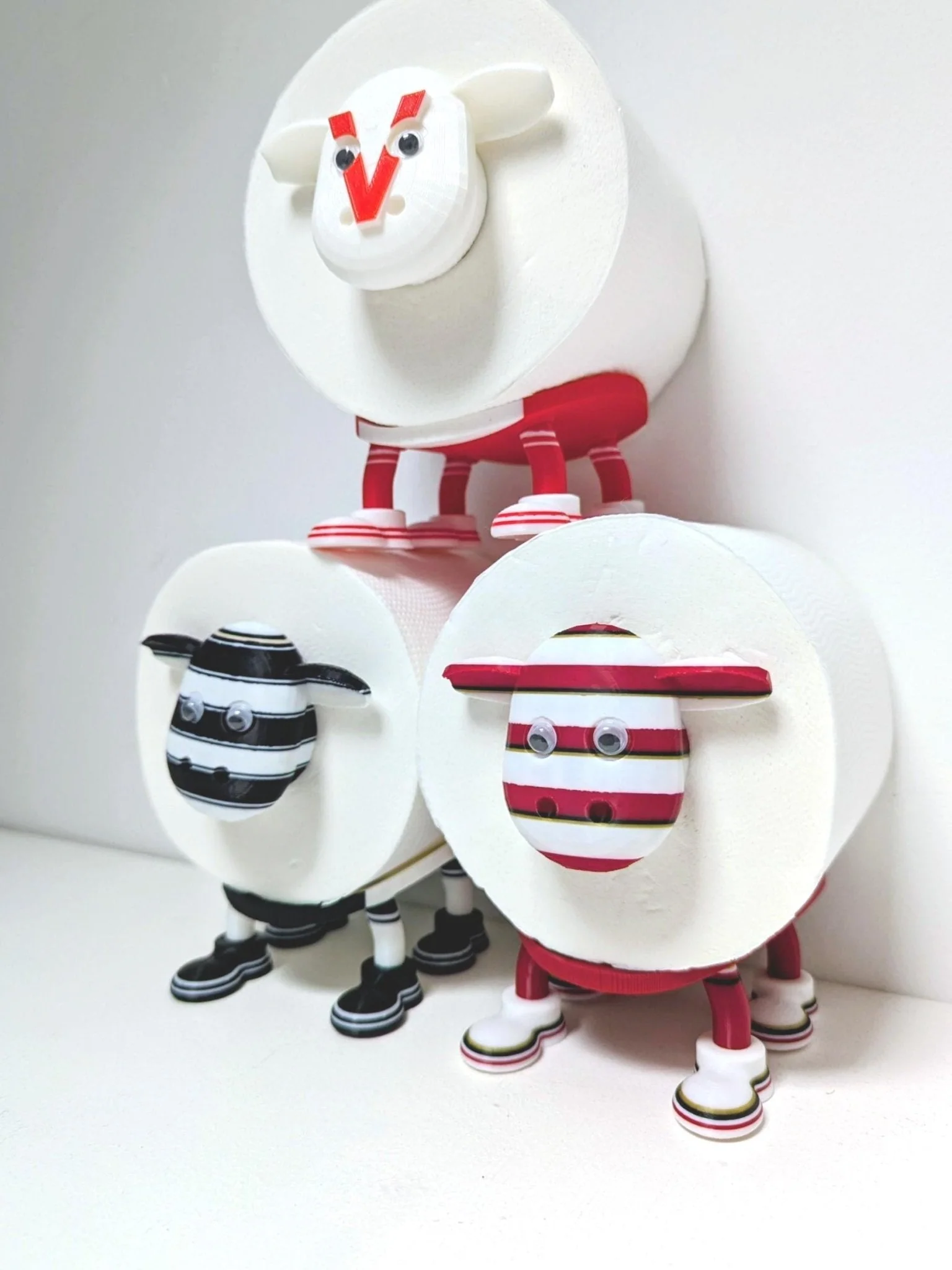 St Helens Super Sheep Toilet Roll Holder. Rugby fans gift. - Image 7